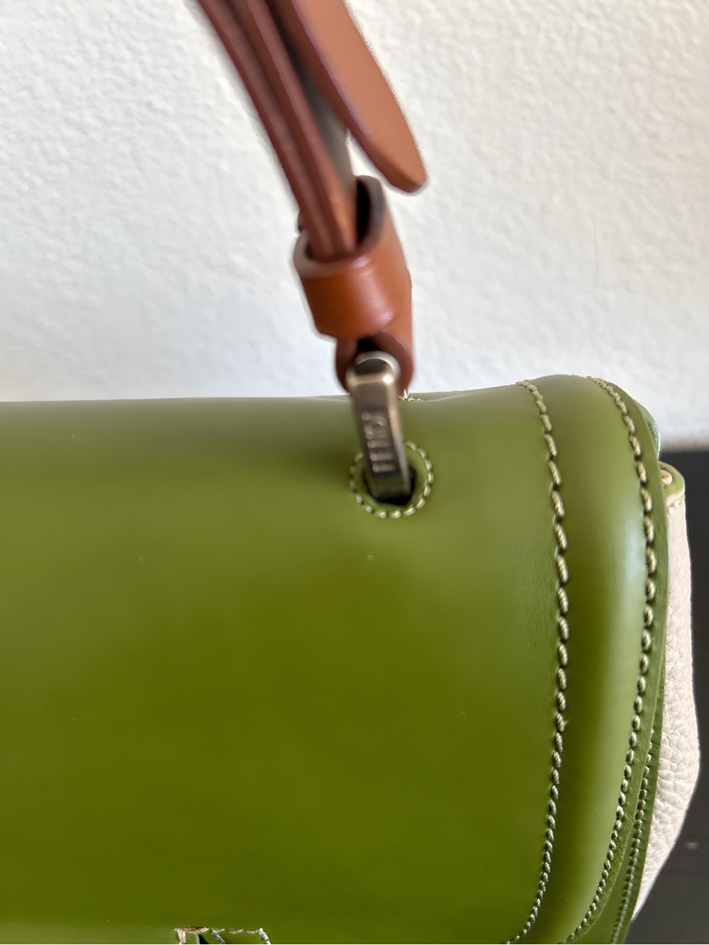 Fendi Silvana multicolor 2 way bag in Leather. - Picture 4 of 14